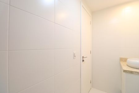 Apartamento à venda com 62m², 2 quartos e 1 vagaBanheiro Social