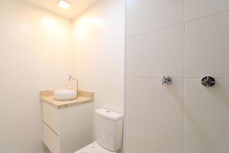Apartamento à venda com 62m², 2 quartos e 1 vagaBanheiro Social