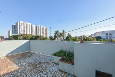 Casa à venda com 310m², 3 quartos e 2 vagasSacada 2