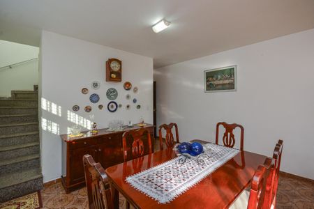 Casa à venda com 310m², 3 quartos e 2 vagasCopa