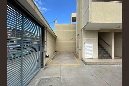 Apartamento para alugar com 42m², 2 quartos e 1 vaga Apartamento para alugar com 42m², 2 quartos e 1 vagaEstacionamento