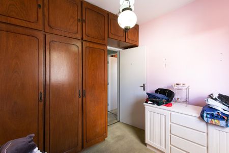 Casa à venda com 156m², 3 quartos e 3 vagas Casa à venda com 156m², 3 quartos e 3 vagasQuarto 2