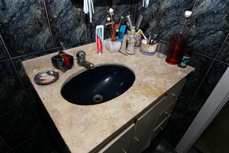 Casa à venda com 156m², 3 quartos e 3 vagas Casa à venda com 156m², 3 quartos e 3 vagasBanheiro Social