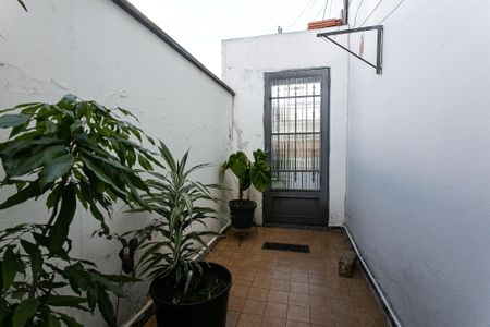 Casa à venda com 156m², 3 quartos e 3 vagas Casa à venda com 156m², 3 quartos e 3 vagasCorredor
