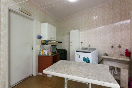 Casa à venda com 156m², 3 quartos e 3 vagas Casa à venda com 156m², 3 quartos e 3 vagasÁrea de Serviço