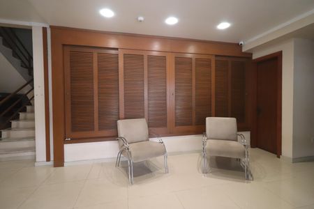 Apartamento à venda com 77m², 2 quartos e 1 vagaHall de entrada