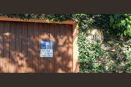 Casa à venda com 300m², 3 quartos e 3 vagasPlaca