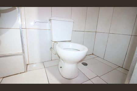 Casa para alugar com 50m², 1 quarto e sem vaga Casa para alugar com 50m², 1 quarto e sem vagaBanheiro