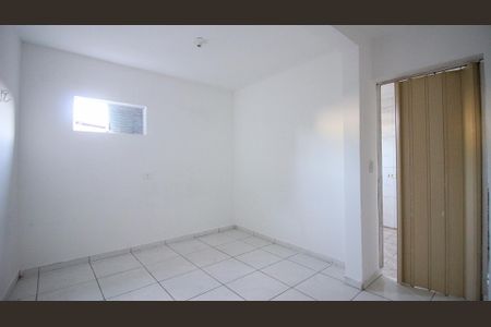 Casa para alugar com 50m², 1 quarto e sem vaga Casa para alugar com 50m², 1 quarto e sem vagaSala/Quarto
