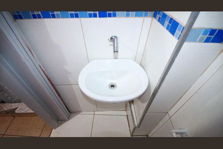 Casa para alugar com 50m², 1 quarto e sem vaga Casa para alugar com 50m², 1 quarto e sem vagaBanheiro