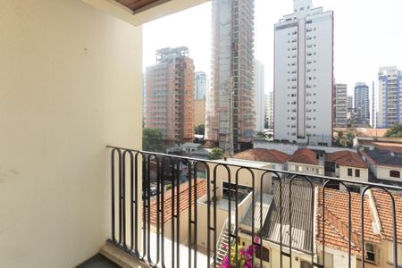 Apartamento à venda com 65m², 2 quartos e 1 vaga Apartamento à venda com 65m², 2 quartos e 1 vagaVaranda