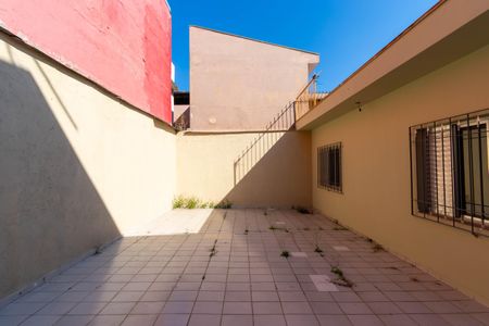 Casa à venda com 243m², 3 quartos e 8 vagasQuintal