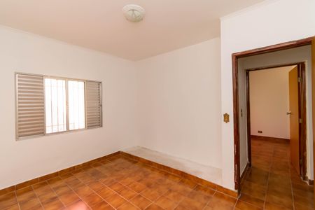 Casa à venda com 243m², 3 quartos e 8 vagasQuarto 2