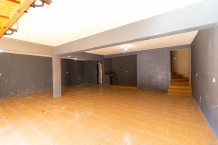 Casa à venda com 243m², 3 quartos e 8 vagasGaragem