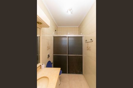 Casa à venda com 243m², 3 quartos e 8 vagasBanheiro Social