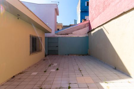 Casa à venda com 243m², 3 quartos e 8 vagasQuintal