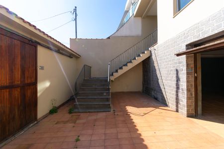 Casa à venda com 243m², 3 quartos e 8 vagasGaragem