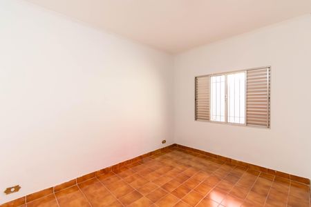 Casa à venda com 243m², 3 quartos e 8 vagasQuarto 2
