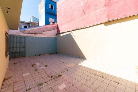 Casa à venda com 243m², 3 quartos e 8 vagasQuintal