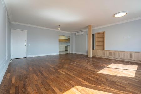 Apartamento à venda com 105m², 2 quartos e 1 vagaSala