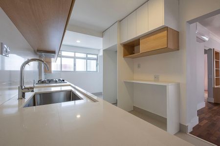 Apartamento à venda com 105m², 2 quartos e 1 vagaCozinha