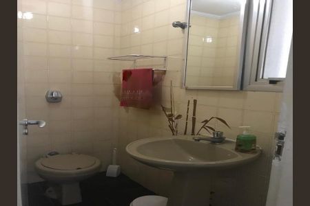 Casa à venda com 330m², 3 quartos e 3 vagas