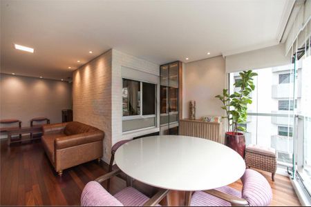 Apartamento à venda com 69m², 2 quartos e 1 vaga