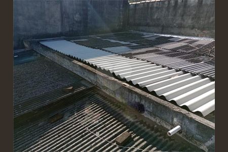 Casa à venda com 2 quartos, 165m² em Vila Madalena, São Paulo