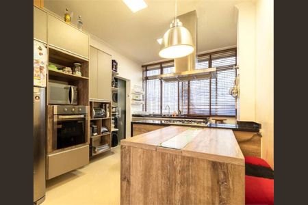 Apartamento à venda com 117m², 3 quartos e 1 vaga