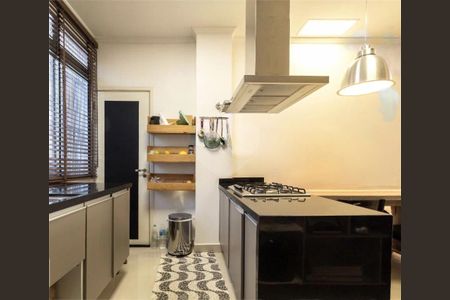Apartamento à venda com 117m², 3 quartos e 1 vaga