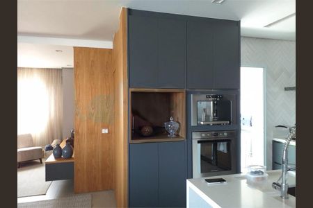 Apartamento à venda com 140m², 4 quartos e 3 vagas