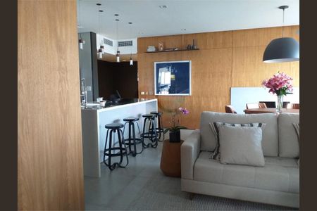 Apartamento à venda com 140m², 4 quartos e 3 vagas