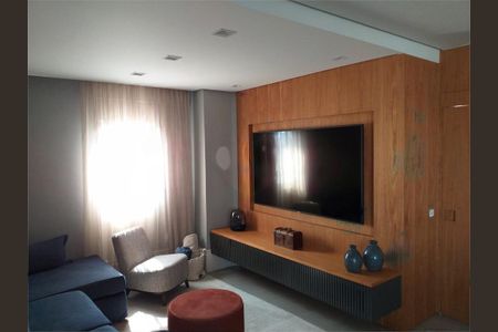Apartamento à venda com 140m², 4 quartos e 3 vagas