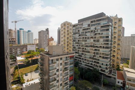 Apartamento à venda com 122m², 3 quartos e 2 vagas Apartamento à venda com 122m², 3 quartos e 2 vagasVista da Suíte 2