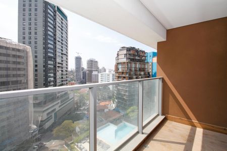 Apartamento à venda com 122m², 3 quartos e 2 vagas Apartamento à venda com 122m², 3 quartos e 2 vagasVaranda da Suíte 1