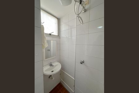 Apartamento à venda com 132m², 3 quartos e 3 vagas Apartamento à venda com 132m², 3 quartos e 3 vagasBanheiro de Serviço