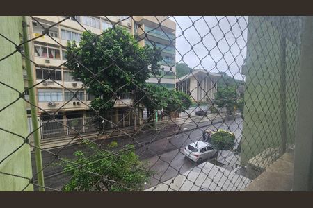 Apartamento à venda com 68m², 2 quartos e 1 vaga