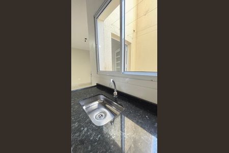 Apartamento à venda com 65m², 2 quartos e 1 vaga Apartamento à venda com 65m², 2 quartos e 1 vagaCozinha