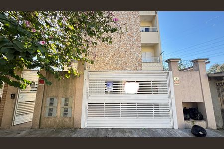 Apartamento à venda com 65m², 2 quartos e 1 vaga Apartamento à venda com 65m², 2 quartos e 1 vagaFachada