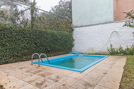 Casa à venda com 400m², 3 quartos e 3 vagasÁrea comum - Piscina