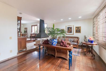 Casa à venda com 400m², 3 quartos e 3 vagasSala