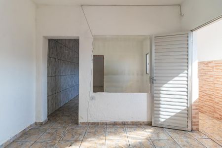 Casa para alugar com 85m², 2 quartos e 2 vagasSala