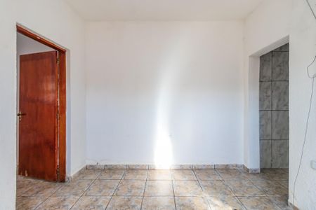 Casa para alugar com 85m², 2 quartos e 2 vagasSala