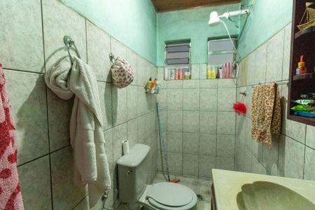 Casa à venda com 200m², 3 quartos e 2 vagas Casa à venda com 200m², 3 quartos e 2 vagasBanheiro casa 1