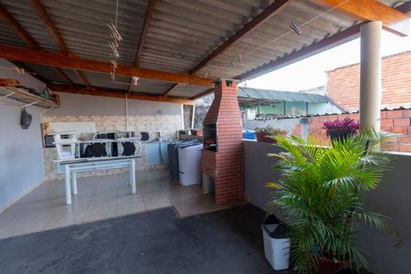 Casa à venda com 200m², 3 quartos e 2 vagas Casa à venda com 200m², 3 quartos e 2 vagasChurrasqueira