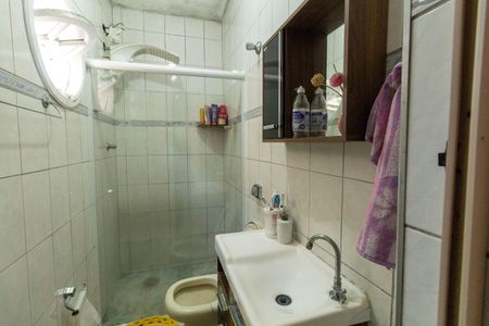 Casa à venda com 200m², 3 quartos e 2 vagas Casa à venda com 200m², 3 quartos e 2 vagasBanheiro da Suíte casa 2