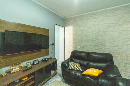 Casa à venda com 200m², 3 quartos e 2 vagas Casa à venda com 200m², 3 quartos e 2 vagasSala casa 2