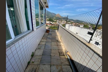 Apartamento à venda com 154m², 3 quartos e 2 vagas Apartamento à venda com 154m², 3 quartos e 2 vagasVaranda - Sala - Cobertura