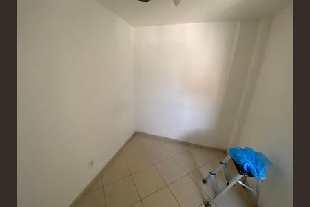 Apartamento à venda com 154m², 3 quartos e 2 vagas Apartamento à venda com 154m², 3 quartos e 2 vagasQuarto de Serviço