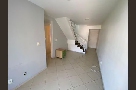 Apartamento à venda com 154m², 3 quartos e 2 vagas Apartamento à venda com 154m², 3 quartos e 2 vagasSala